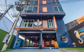 Phuket Marine Poshtel - SHA Plus